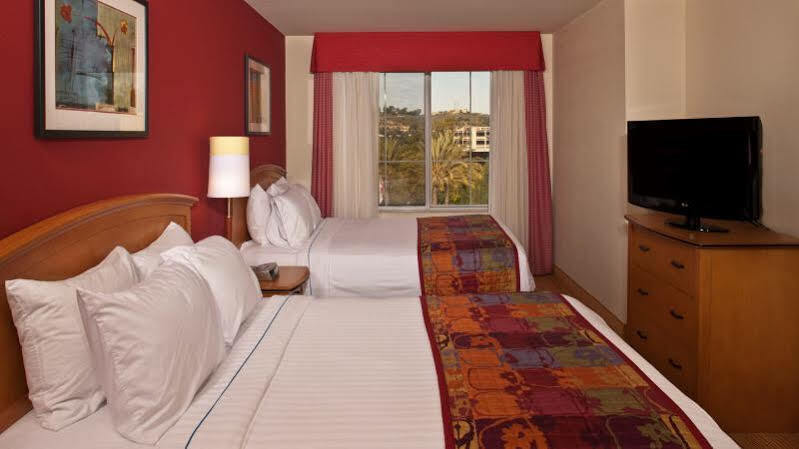 Residence Inn San Diego Mission Valley מראה חיצוני תמונה